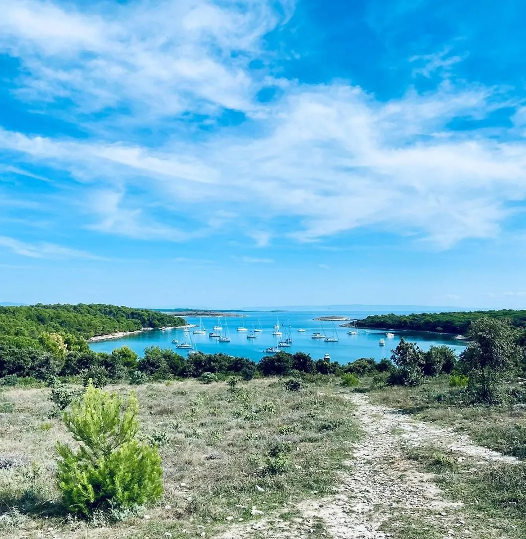 Villa Mare E Sole Ližnjan 0*,  Κροατία